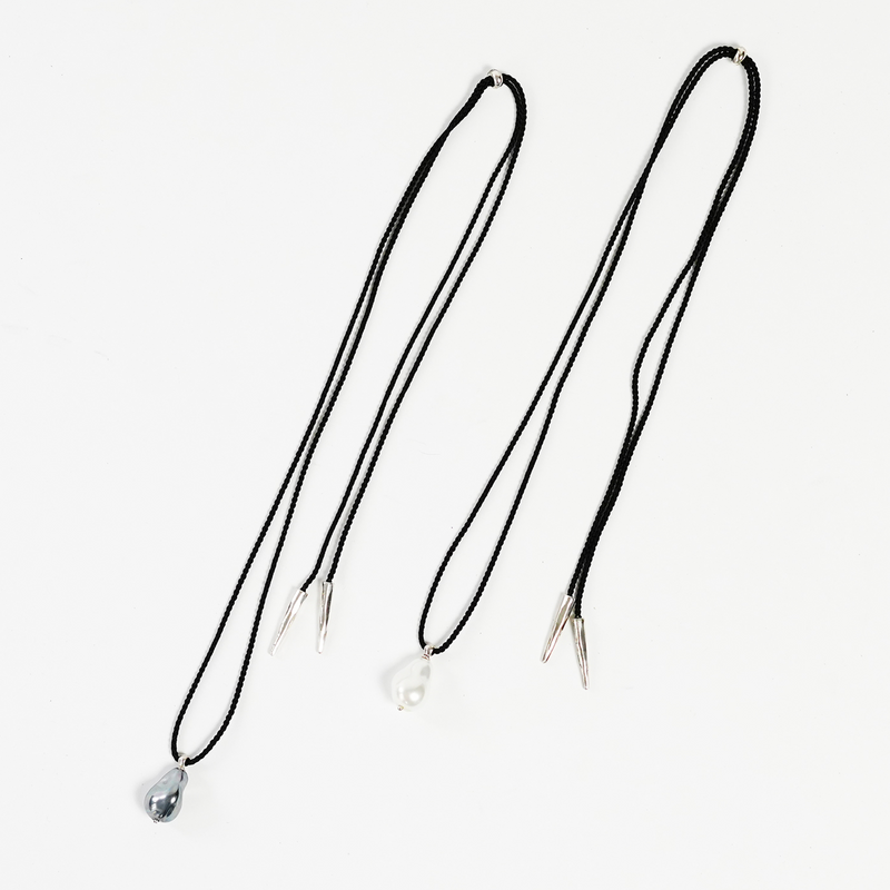 550264 Baroque code long necklace