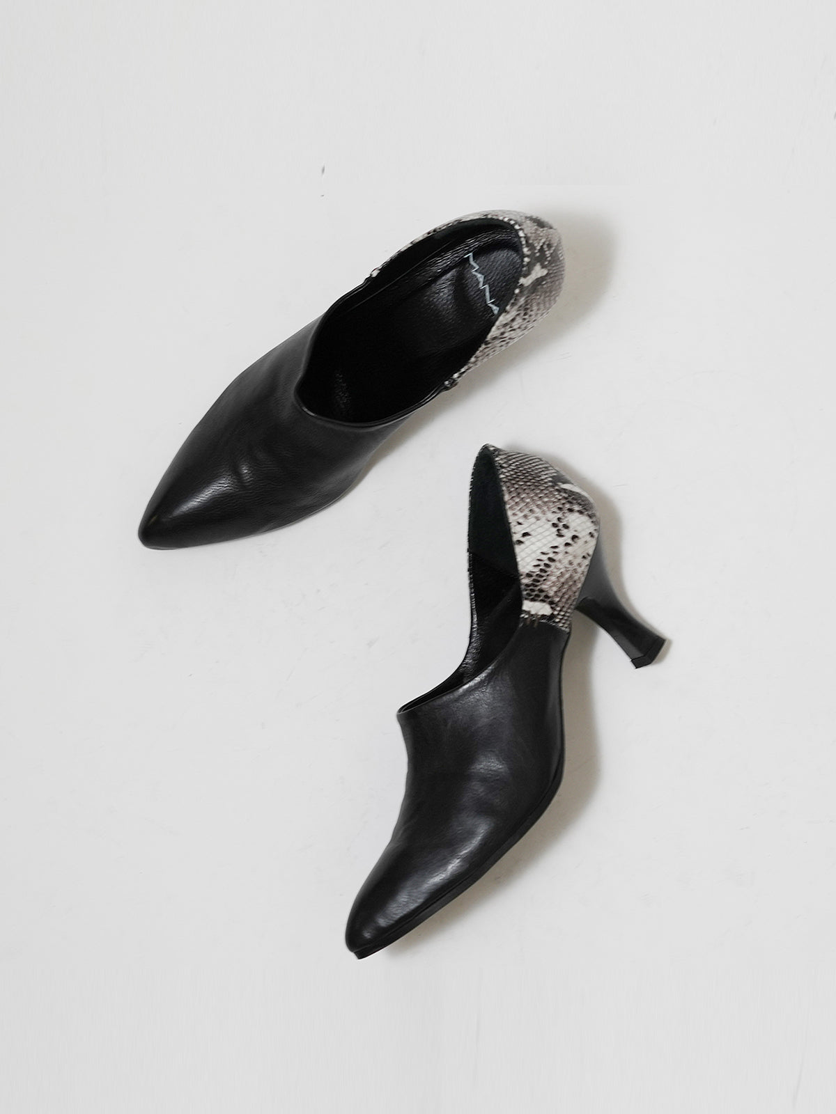 551080 深履き口パンプス