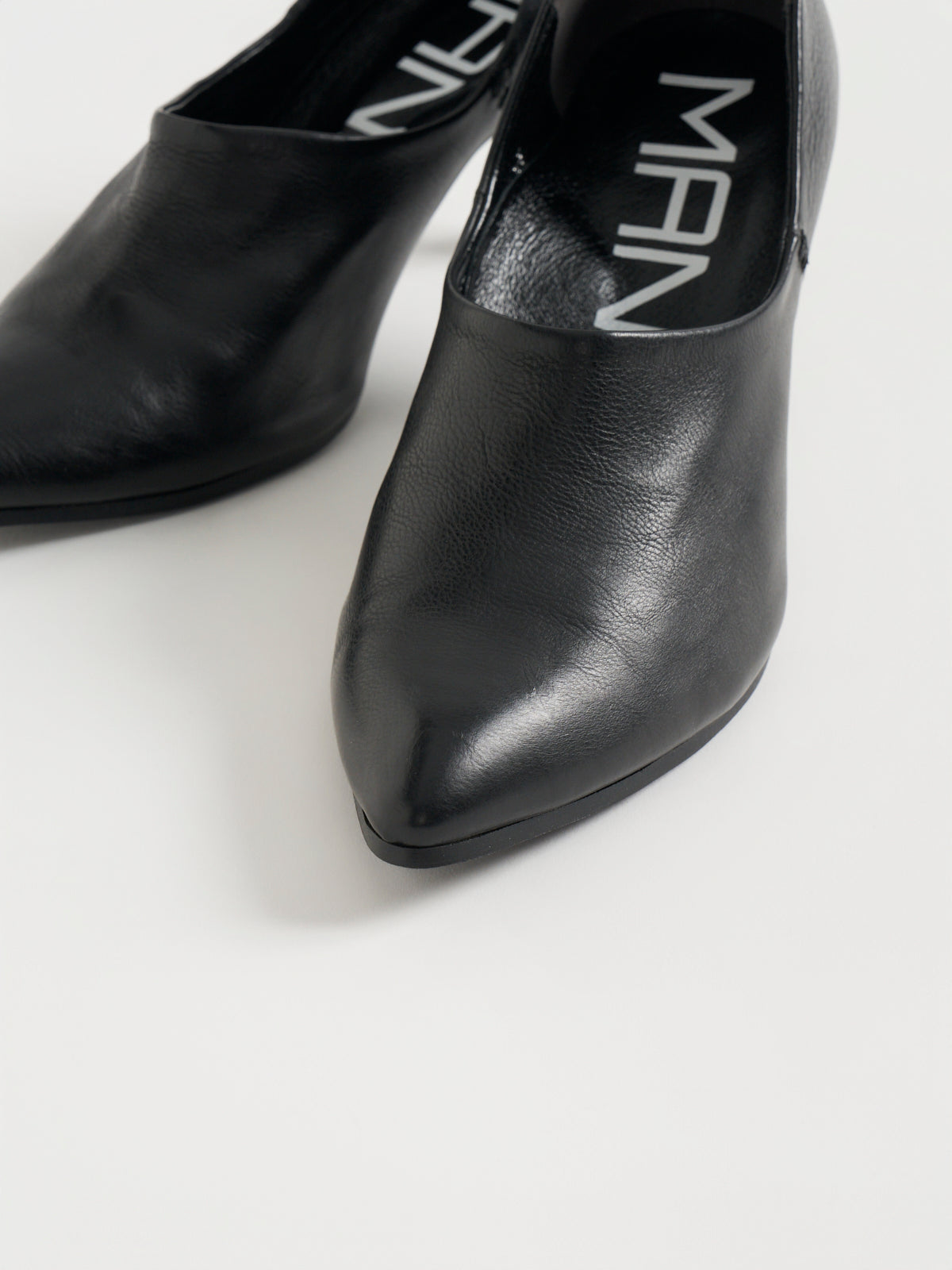 551080 深履き口パンプス