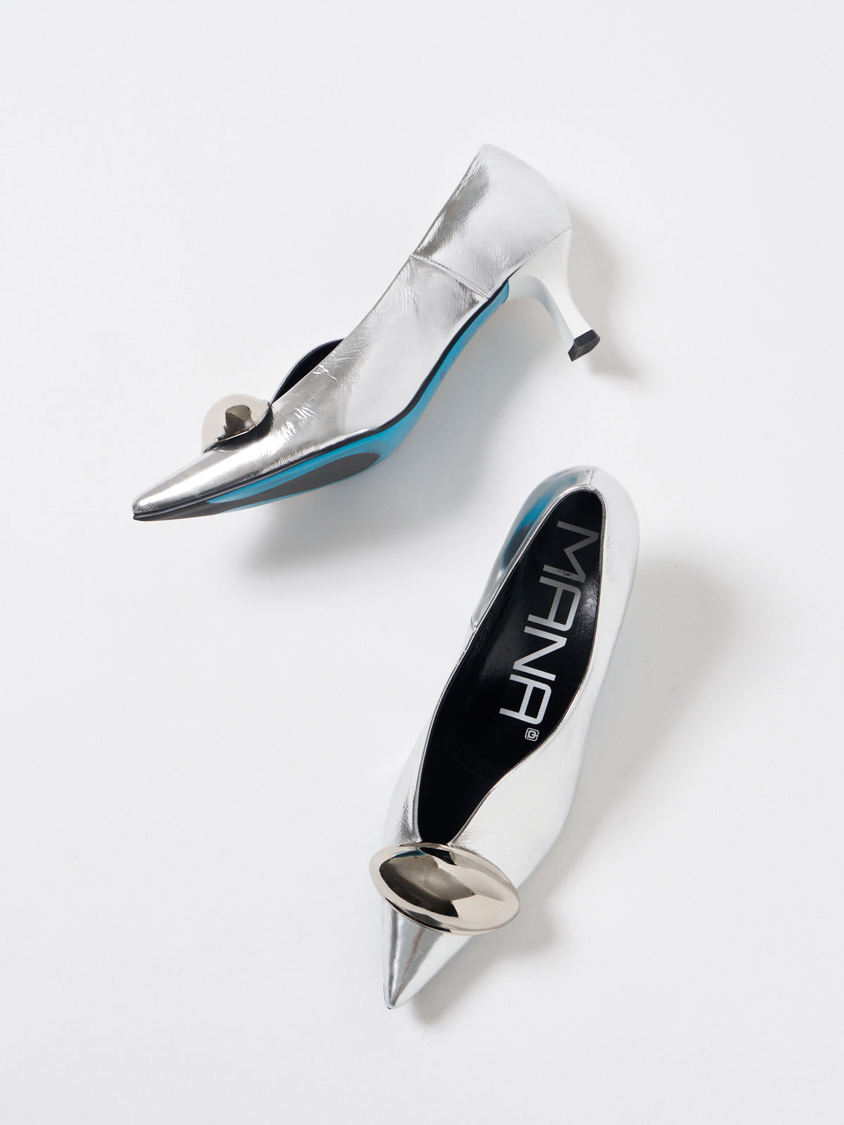 551188 Oval pumps