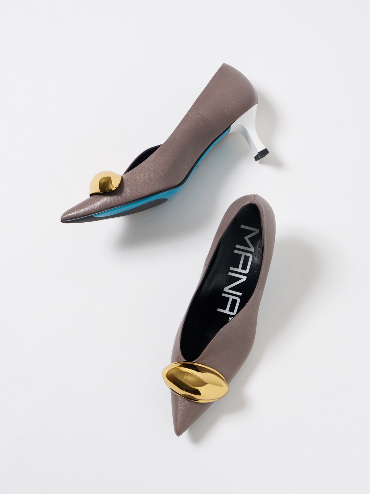 551188 Oval pumps