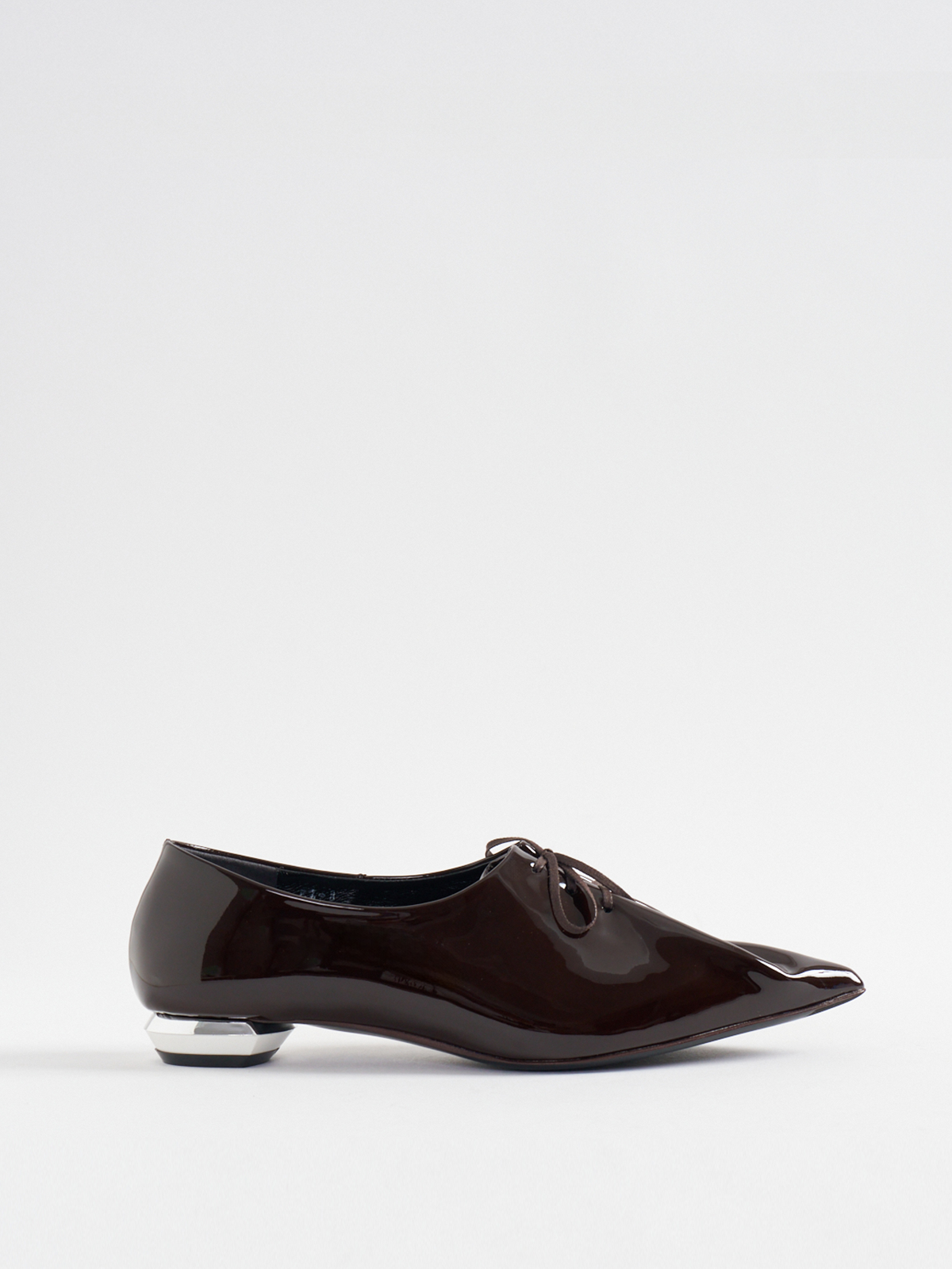 MANA-SHOES