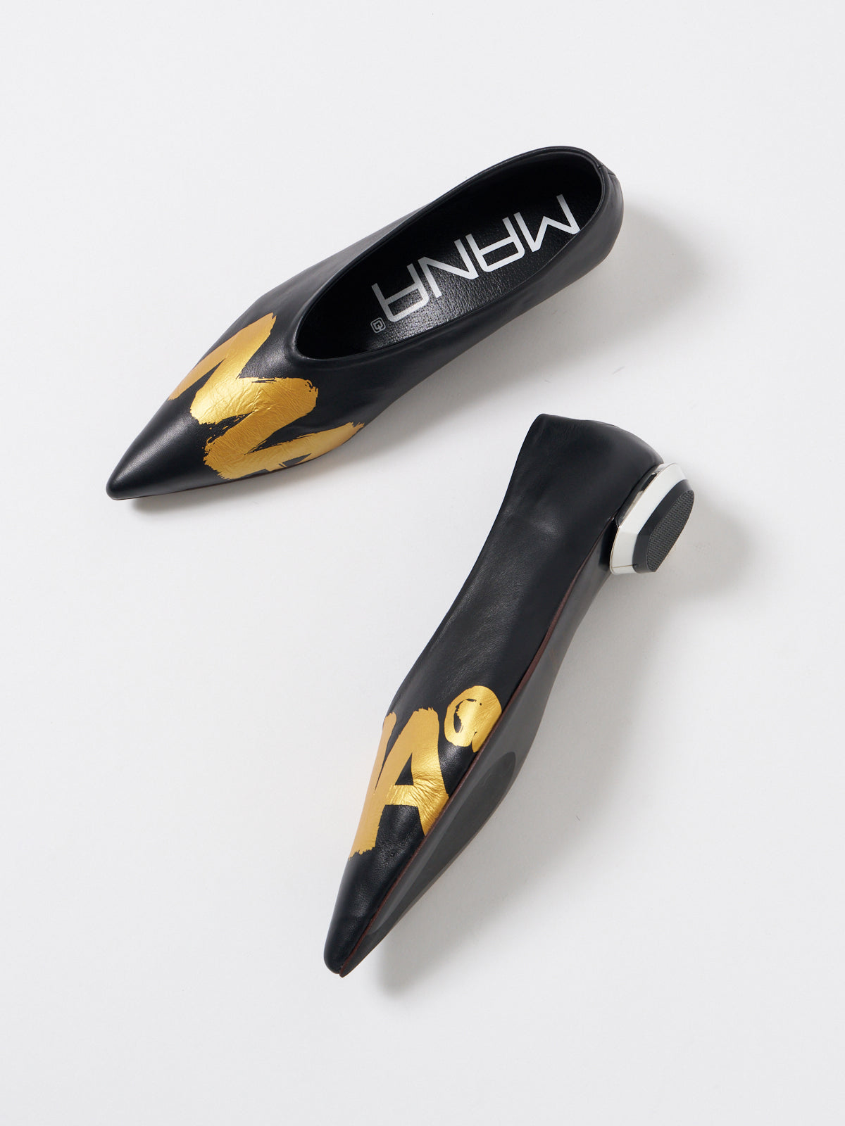 551196 Logo pumps