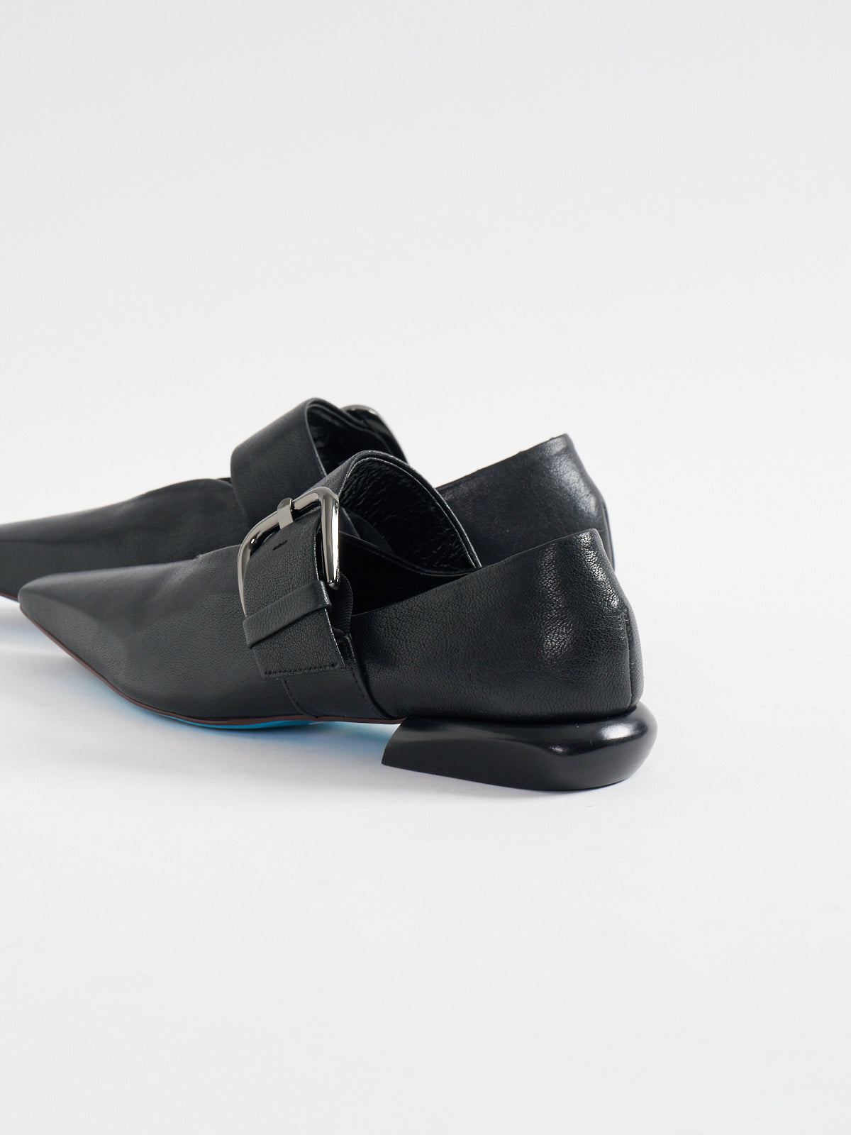 551202 Wide belt, fluffy babouche