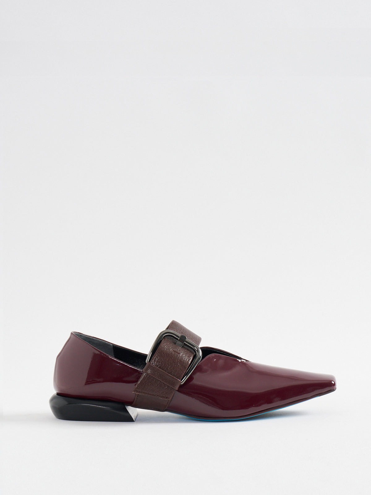 551202 Wide belt, fluffy babouche