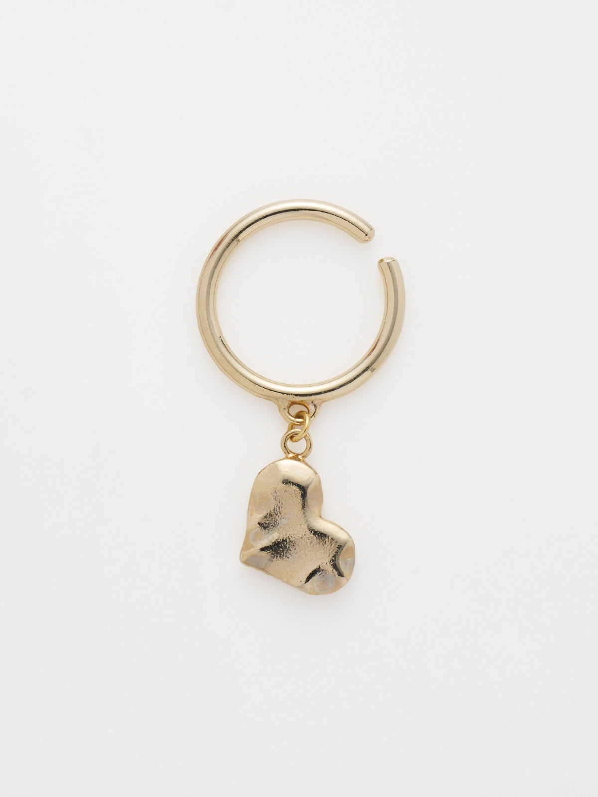 560227 heart ear cuff