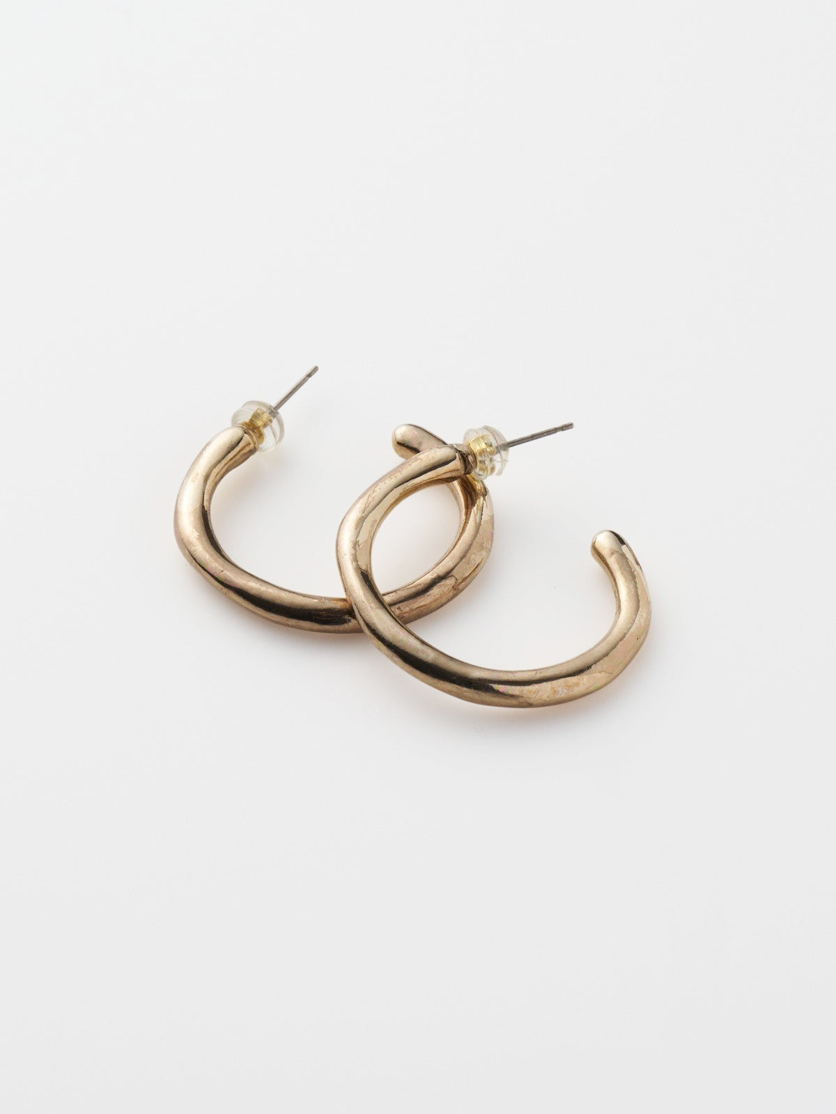 560233 hoop earrings
