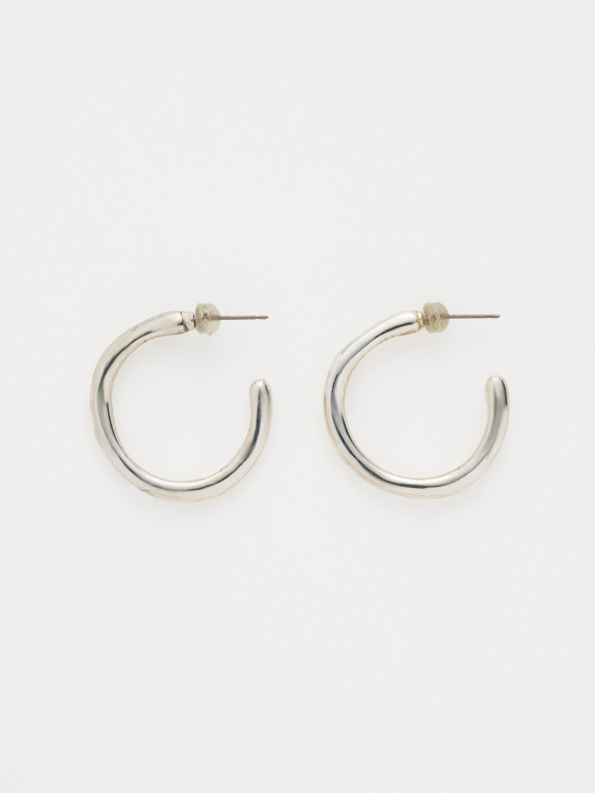 560233 hoop earrings