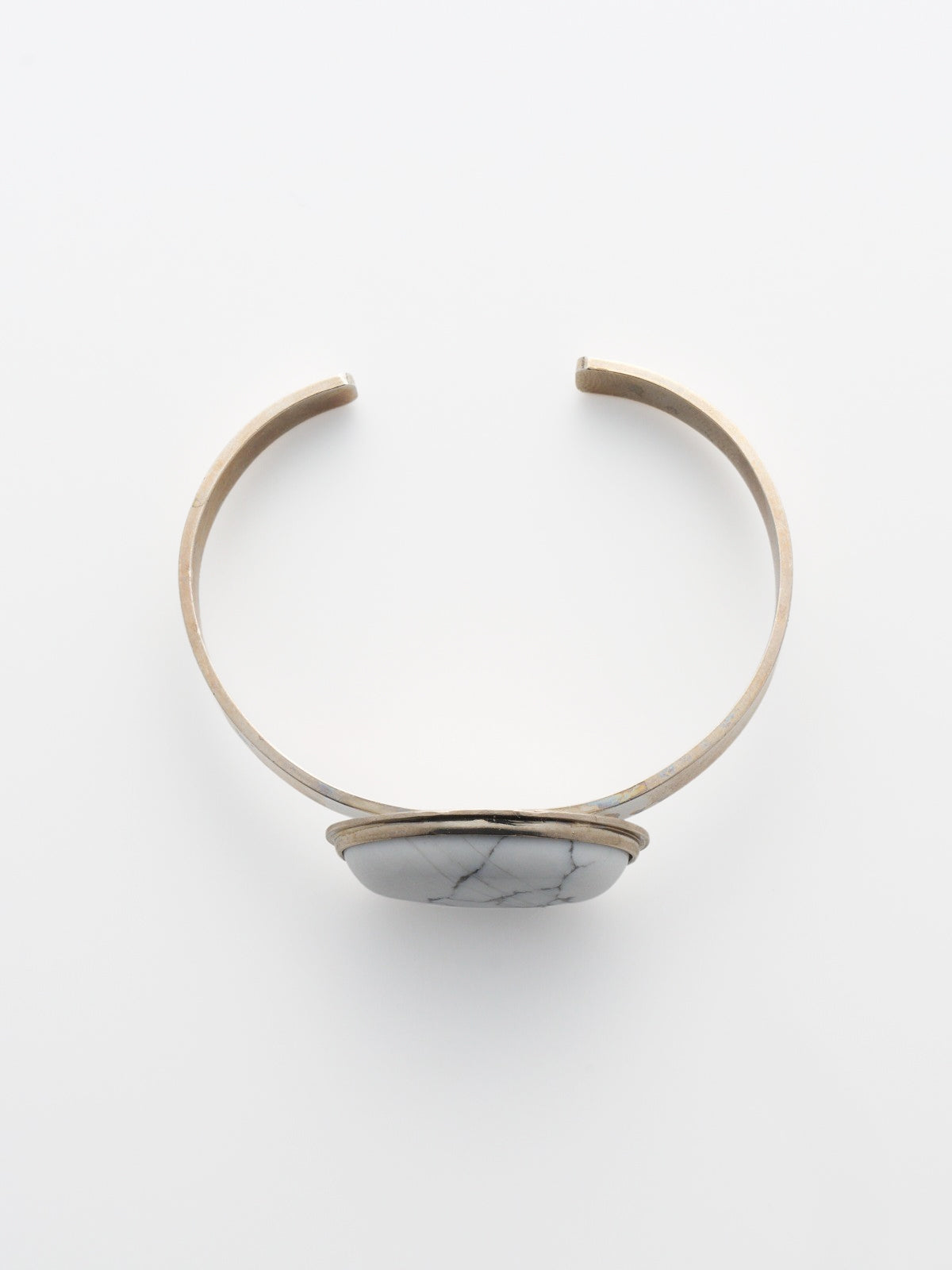 560236 stone bangle