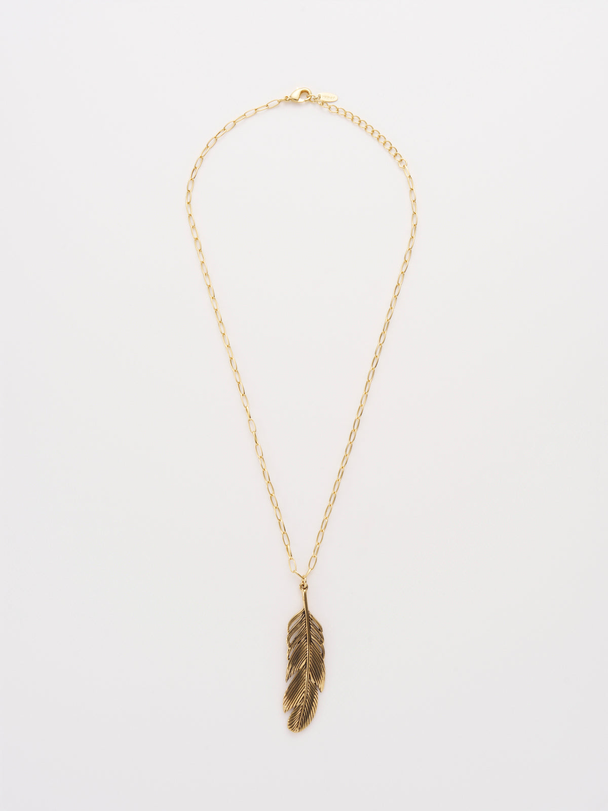 560241 feather necklace