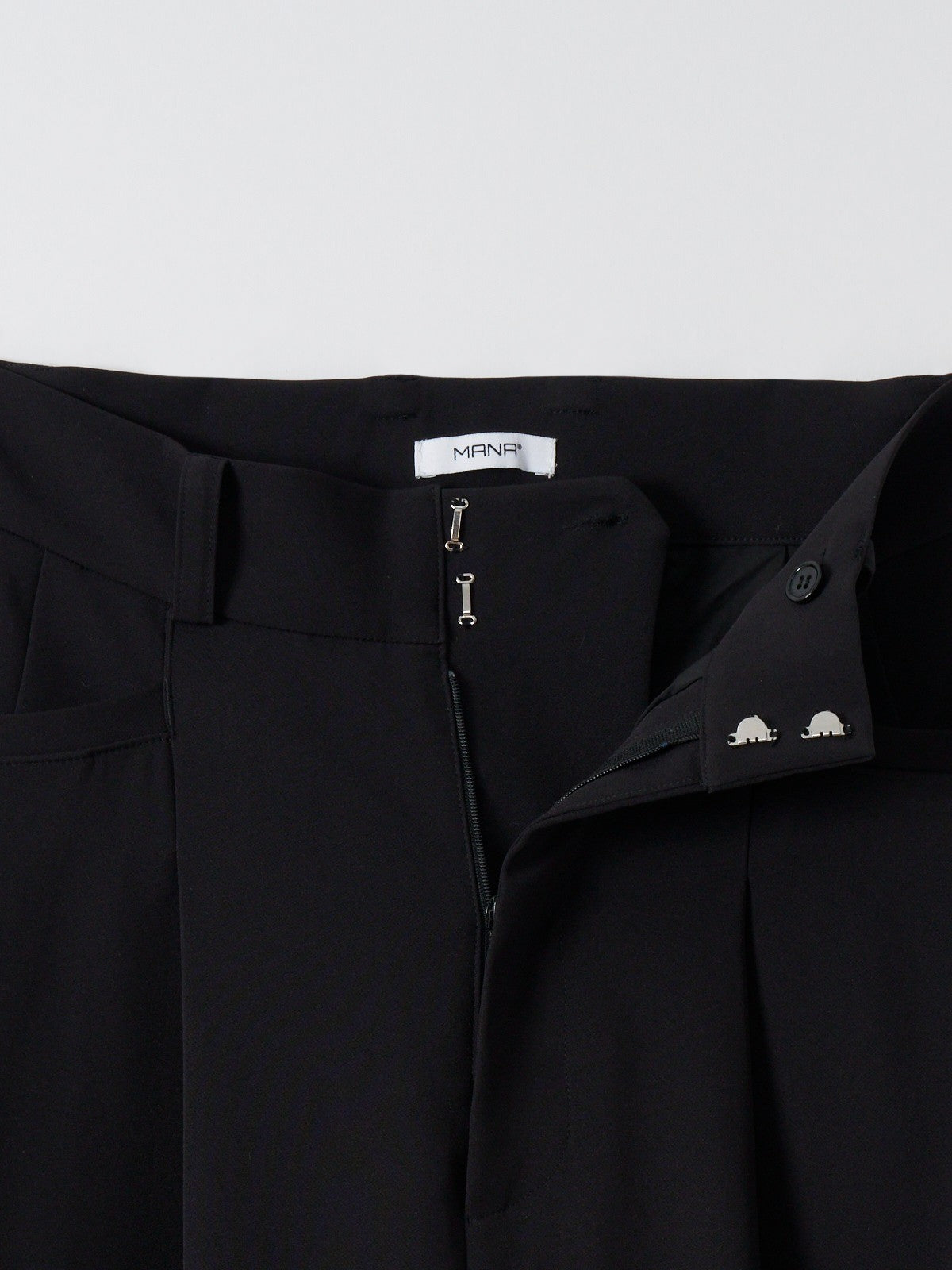 560407 Volume wide pants