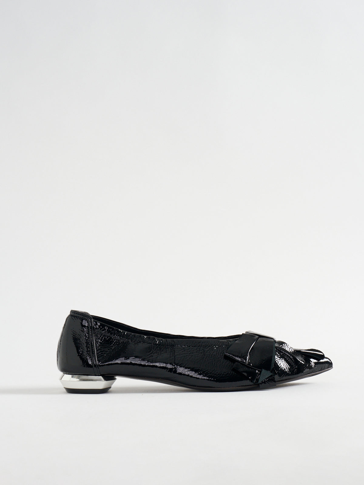 561000 ビッグリボンパンプス