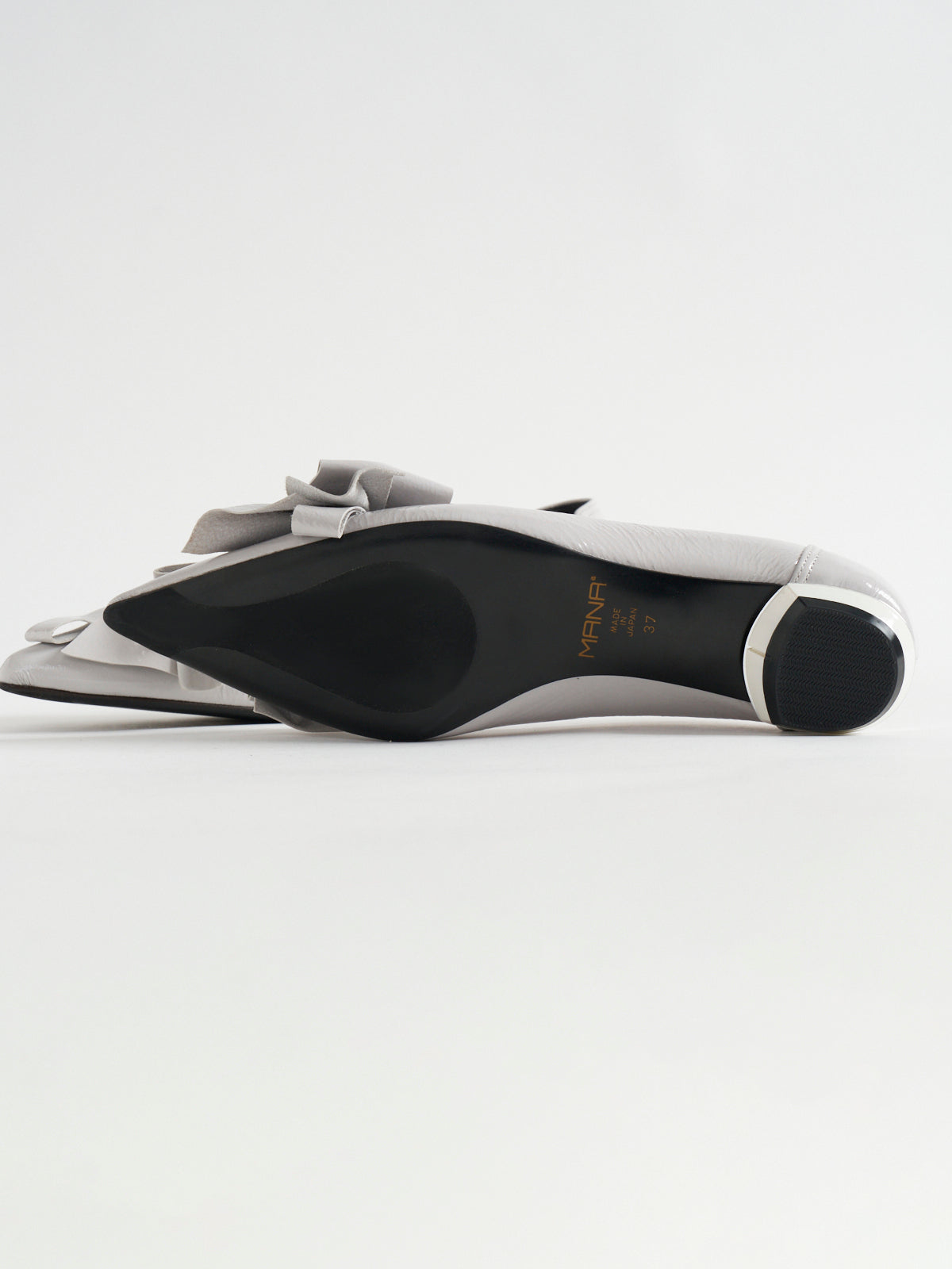 561000 ビッグリボンパンプス