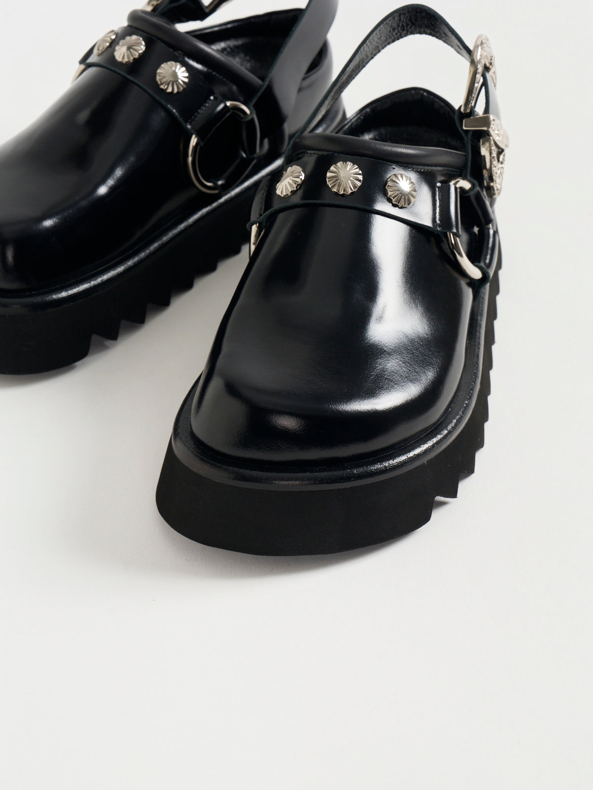 563000 オーネイトサボシューズ