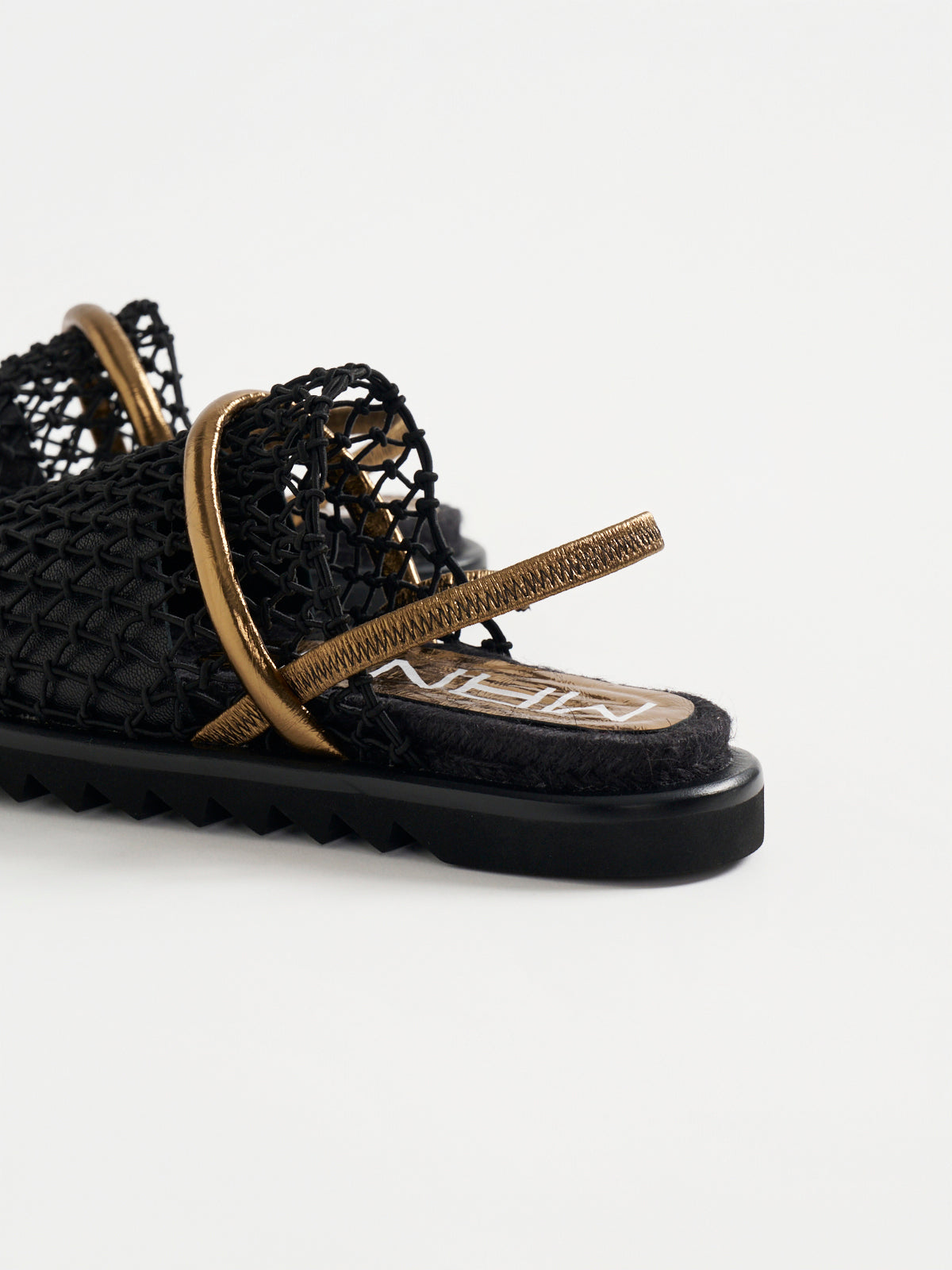 563004 メッシュバックベルトシューズ