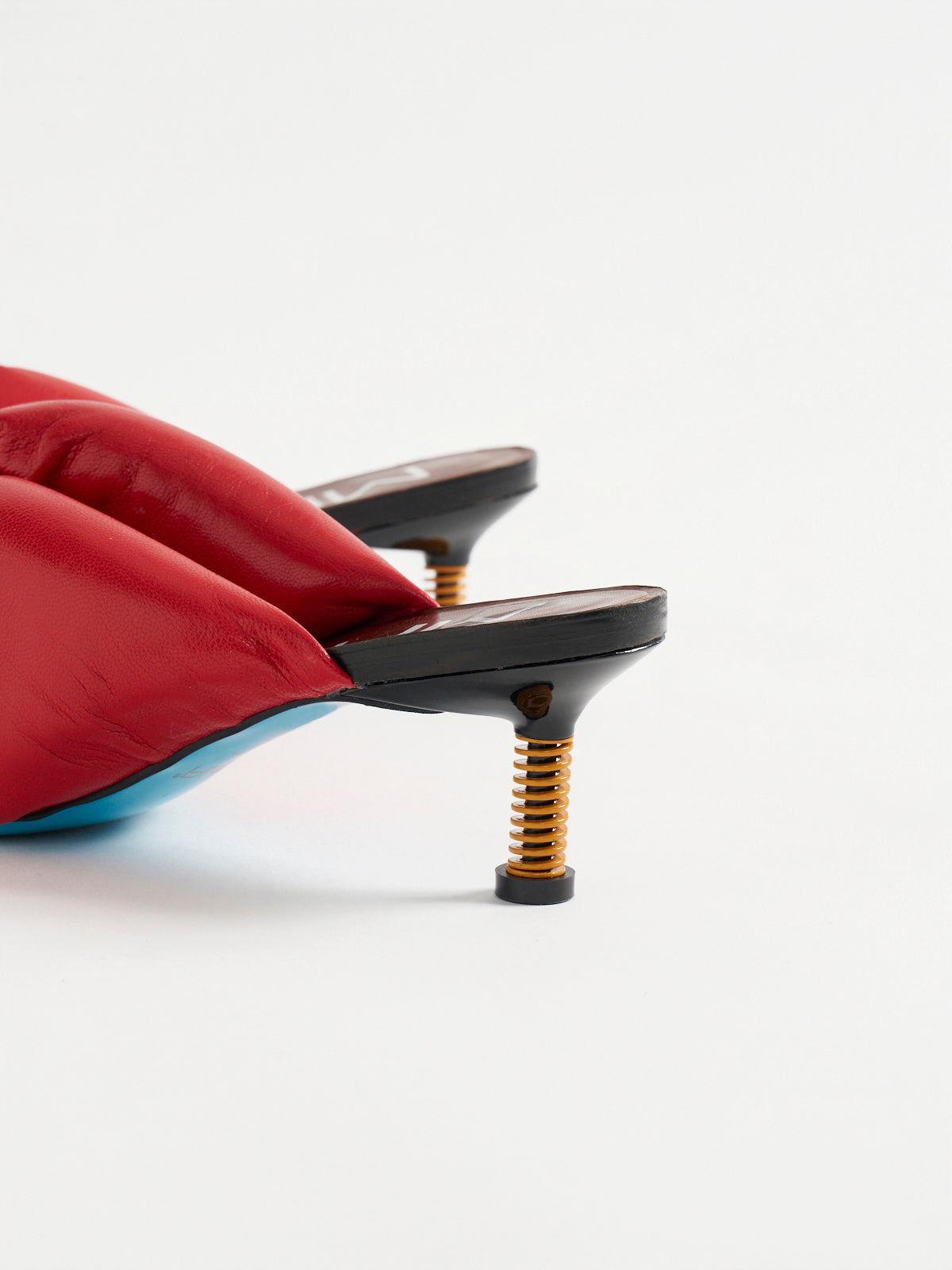 565002 ツイストリボンミュール