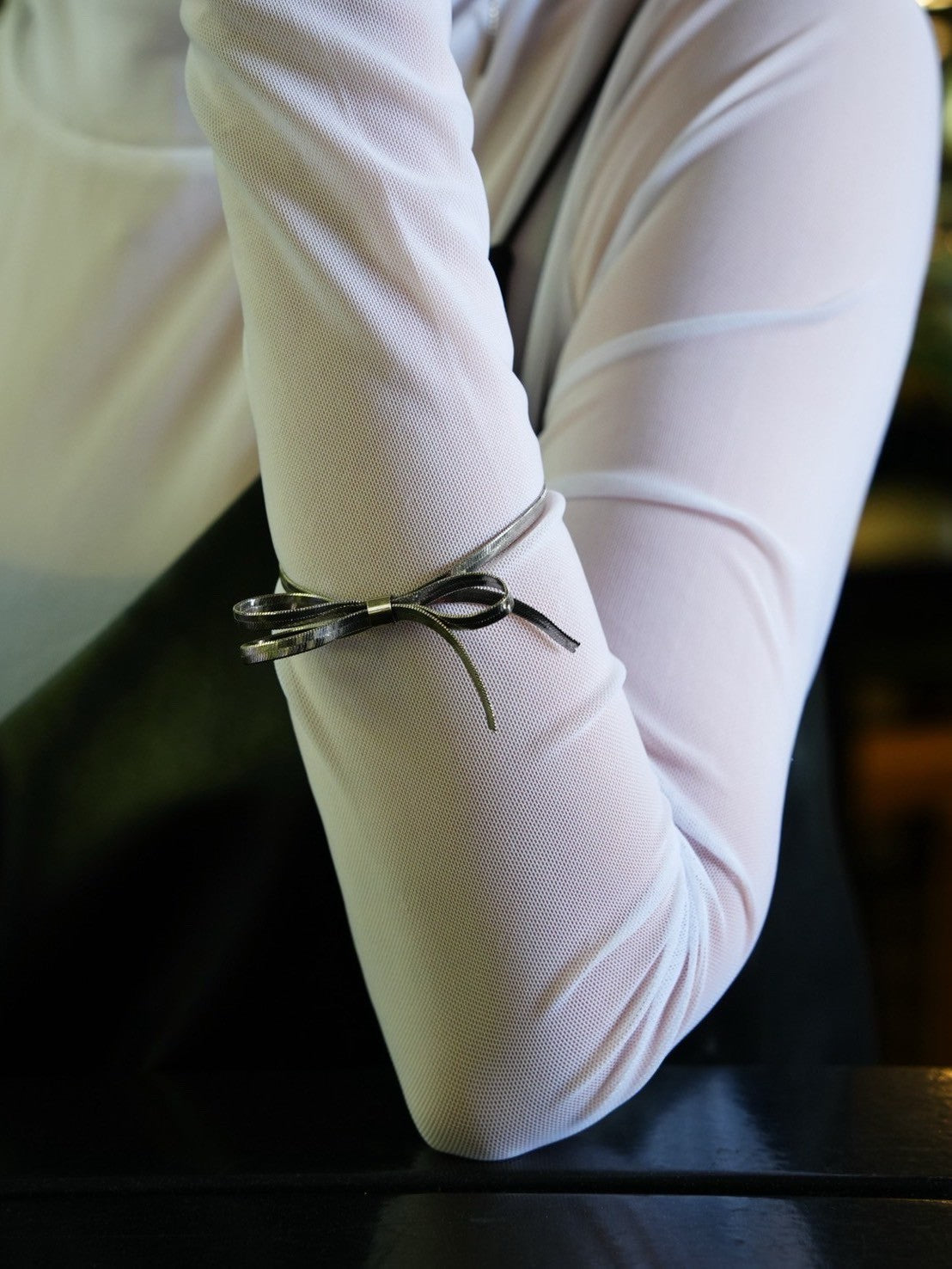 550207 metal ribbon bracelet