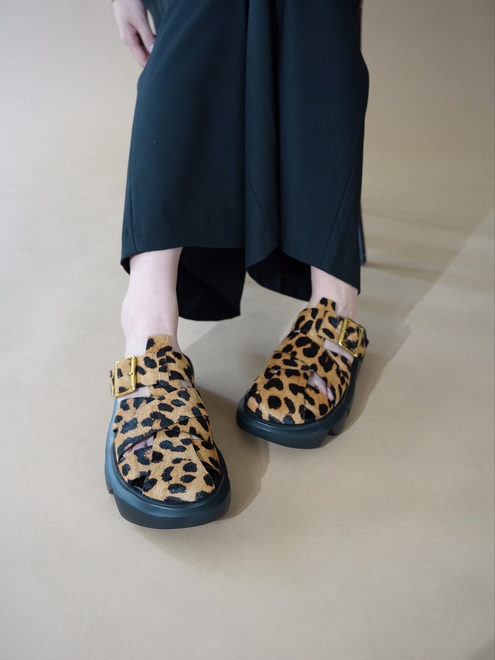 LINE_ALBUM_MANA25SS_250507_1_6