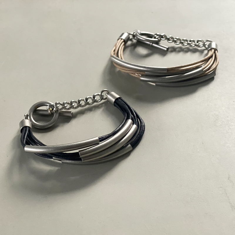530227 Five layer Bangle