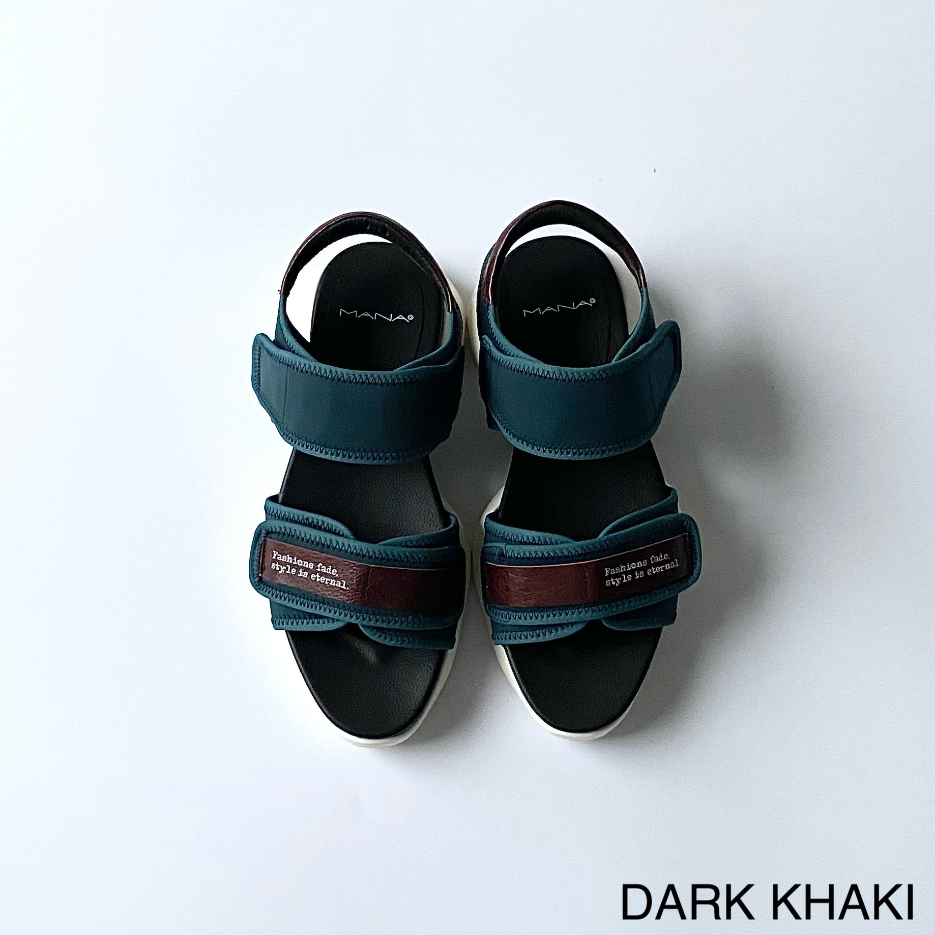 522151 Velcro sandals